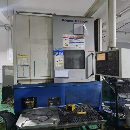 []斗山PUMAV550M数控立式车铣中心，发那科系统，工作台.